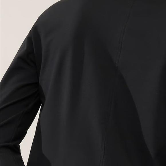 Athleta Essential V-Neck Top, New with Tag, M - Picture 5 of 8